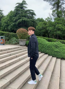 本人男求职，30岁，加我微信谢谢